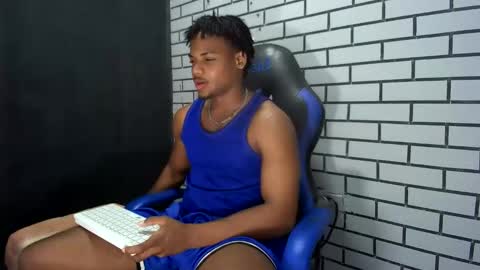 tu morenito online show from 02-12-26, 01:55