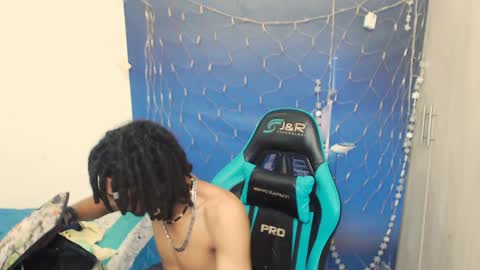 Black online show from 12-30-24, 11:48