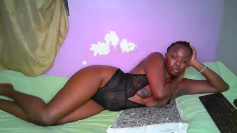 Snapshot of black_drip chatting on 03-03-26, 07:31 black_drip online show from 03-03-26, 07:31