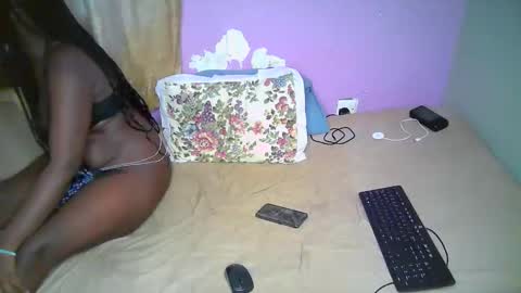 Snapshot of black_drip chatting on 03-10-26, 12:10 black_drip online show from 03-10-26, 12:10