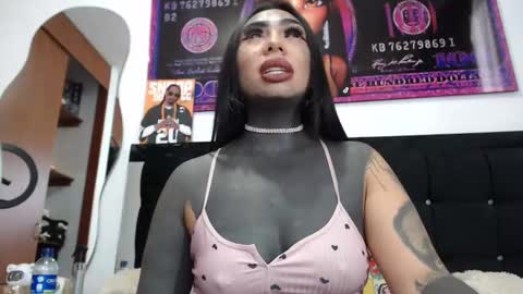 Snapshot of black_eyestattoo chatting on 01-05-25, 10:08 karenth soto online show from 01-05-25, 10:08