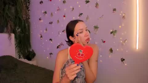 Jenny online show from 07-21-26, 08:38