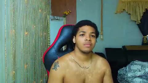 black_king_241 online show from 06-12-26, 03:11