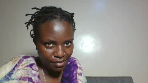 Snapshot of black_mellanin01 chatting on 10-17-25, 08:11 black_mellanin01 online show from 10-17-25, 08:11