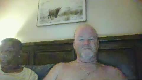 Snapshot of black_n_white4 chatting on 02-04-25, 10:32 black_n_white4 online show from 02-04-25, 10:32