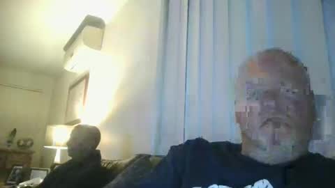 Snapshot of black_n_white4 chatting on 02-18-25, 09:21 black_n_white4 online show from 02-18-25, 09:21