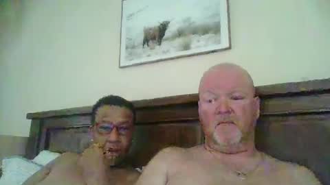 Snapshot of black_n_white4 chatting on 03-08-25, 12:33 black_n_white4 online show from 03-08-25, 12:33