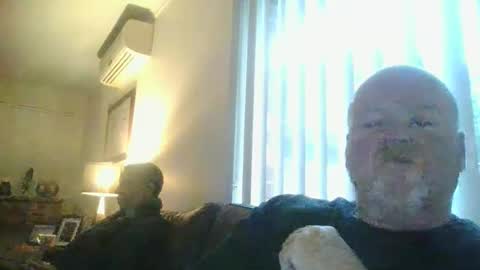 Snapshot of black_n_white4 chatting on 03-09-25, 08:29 black_n_white4 online show from 03-09-25, 08:29