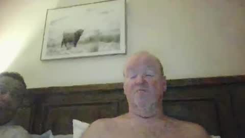 Snapshot of black_n_white4 chatting on 12-19-25, 11:50 black_n_white4 online show from 12-19-25, 11:50