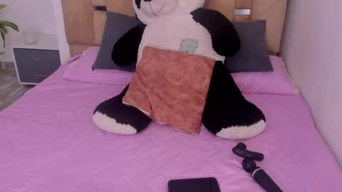 B L A C K  R O S E  online show from 04-24-26, 11:23