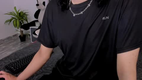 Snapshot of black_rose02 chatting on 05-14-26, 11:28 B L A C K R O S E online show from 05-14-26, 11:28