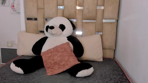 Snapshot of black_rose02 chatting on 06-01-26, 11:34 B L A C K R O S E online show from 06-01-26, 11:34