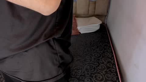 Snapshot of black_rose02 chatting on 06-05-26, 11:27 B L A C K R O S E online show from 06-05-26, 11:27