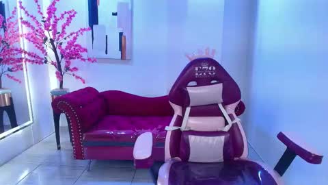 Snapshot of black_roseee chatting on 01-06-26, 03:32 Rousse online show from 01-06-26, 03:32