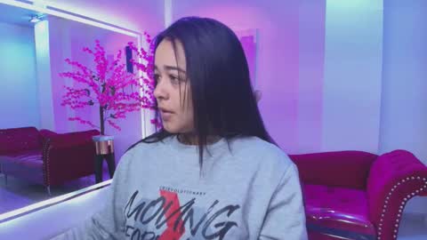 Snapshot of black_roseee chatting on 02-04-26, 03:34 Rousse online show from 02-04-26, 03:34