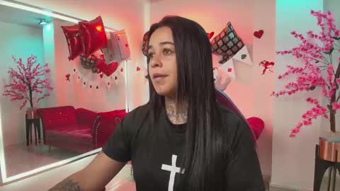 Snapshot of black_roseee chatting on 02-15-26, 03:25 Rousse online show from 02-15-26, 03:25