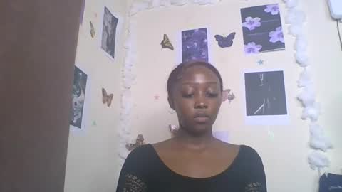 Snapshot of black_rosey chatting on 01-10-26, 05:58 veraa online show from 01-10-26, 05:58