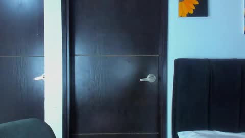 Snapshot of black_treassure chatting on 03-08-25, 04:12 black_treassure online show from 03-08-25, 04:12