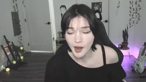 Ella online show from 01-09-26, 06:10