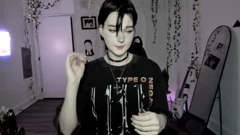 Ella online show from 01-15-26, 02:49