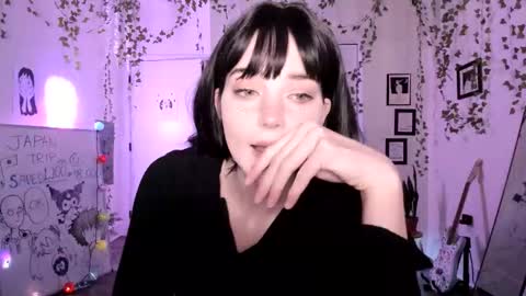 Ella online show from 03-04-26, 02:17