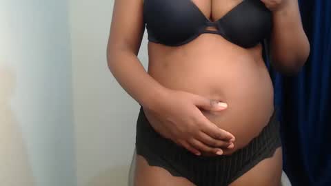 Snapshot of blackcyn chatting on 06-01-26, 04:52 Cynthia online show from 06-01-26, 04:52
