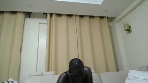 Snapshot of blackdiamond_g chatting on 07-10-26, 06:54 blackdiamond_g online show from 07-10-26, 06:54