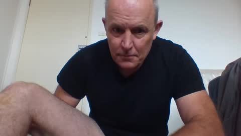 Snapshot of blackdog71 chatting on 01-18-25, 10:17 blackdog71 online show from 01-18-25, 10:17