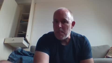 Snapshot of blackdog71 chatting on 03-10-25, 07:42 blackdog71 online show from 03-10-25, 07:42