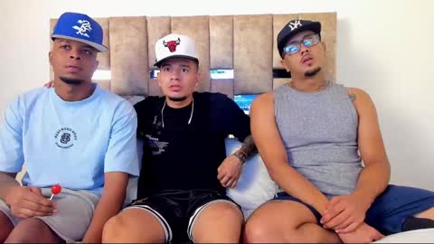 Snapshot of blackdreams1__ chatting on 12-19-24, 11:35 Black Dreams online show from 12-19-24, 11:35