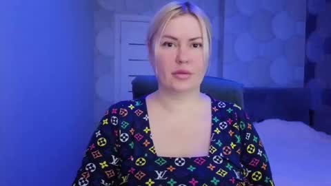 Snapshot of blackeyes11 chatting on 01-13-26, 03:01 blackeyes11 online show from 01-13-26, 03:01