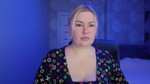 Snapshot of blackeyes11 chatting on 02-08-26, 02:59 blackeyes11 online show from 02-08-26, 02:59