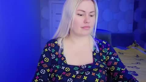 Snapshot of blackeyes11 chatting on 03-01-26, 12:12 blackeyes11 online show from 03-01-26, 12:12