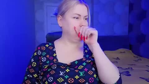 Snapshot of blackeyes11 chatting on 03-08-26, 04:27 blackeyes11 online show from 03-08-26, 04:27