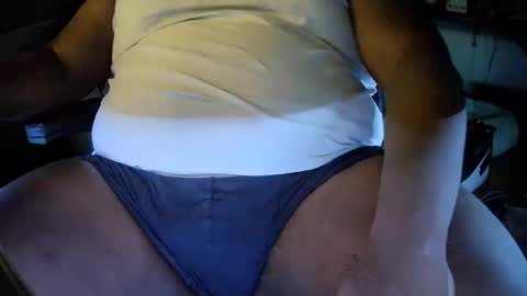 Snapshot of blackgorilla9 chatting on 12-05-24, 02:42 Black online show from 12-05-24, 02:42