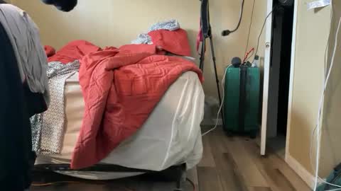 Snapshot of blackjag107 chatting on 10-26-25, 07:09 blackjag107 online show from 10-26-25, 07:09