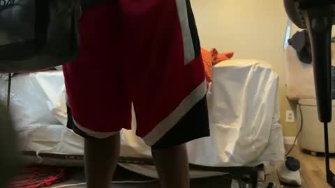 Snapshot of blackjag107 chatting on 12-20-25, 05:20 blackjag107 online show from 12-20-25, 05:20