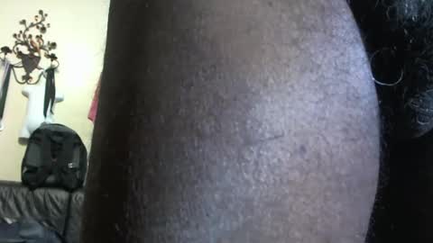 Snapshot of blackmanluv chatting on 12-02-24, 12:18 Me and her online show from 12-02-24, 12:18