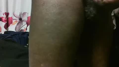 Snapshot of blackmanluv chatting on 10-25-25, 05:51 Me and her online show from 10-25-25, 05:51