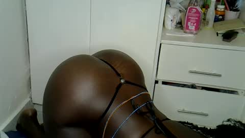 Blackmela online show from 02-10-26, 11:25