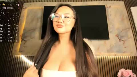 Snapshot of blackmilk_01 chatting on 09-09-25, 01:54 Karina online show from 09-09-25, 01:54