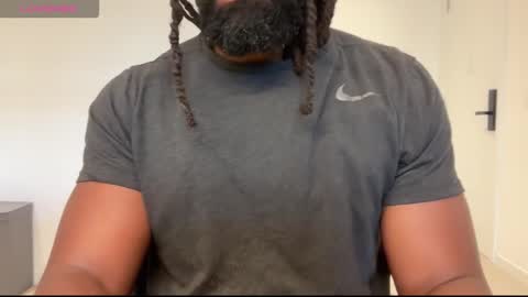 Snapshot of blackmuscles77 chatting on 03-07-26, 05:32 blackmuscles77 online show from 03-07-26, 05:32