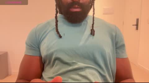 Snapshot of blackmuscles77 chatting on 03-08-26, 04:00 blackmuscles77 online show from 03-08-26, 04:00