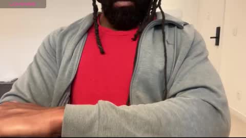 Snapshot of blackmuscles77 chatting on 03-11-26, 03:29 blackmuscles77 online show from 03-11-26, 03:29