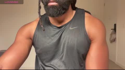 Snapshot of blackmuscles77 chatting on 03-13-26, 04:52 blackmuscles77 online show from 03-13-26, 04:52