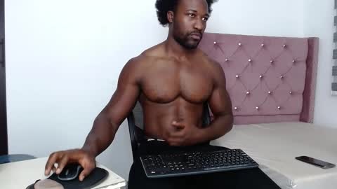 Twtter 1MikeBeckford            Onlyfns beckfordmike online show from 10-15-25, 11:10