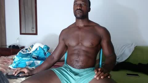 Twtter 1MikeBeckford            Onlyfns beckfordmike online show from 07-29-26, 08:01