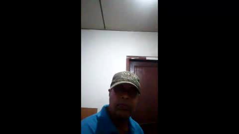 Snapshot of blacknwhite713 chatting on 02-20-26, 04:07 blacknwhite713 online show from 02-20-26, 04:07