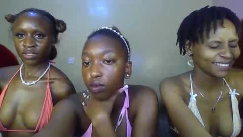 blackqueen2030 online show from 04-29-26, 05:22