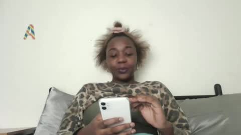 Snapshot of blackqueen888 chatting on 01-31-25, 02:49 blackqueen888 online show from 01-31-25, 02:49